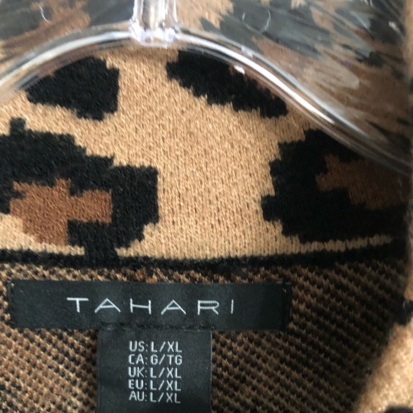 Tahari Leopard Cape. New without Tags - Picture 4 of 8